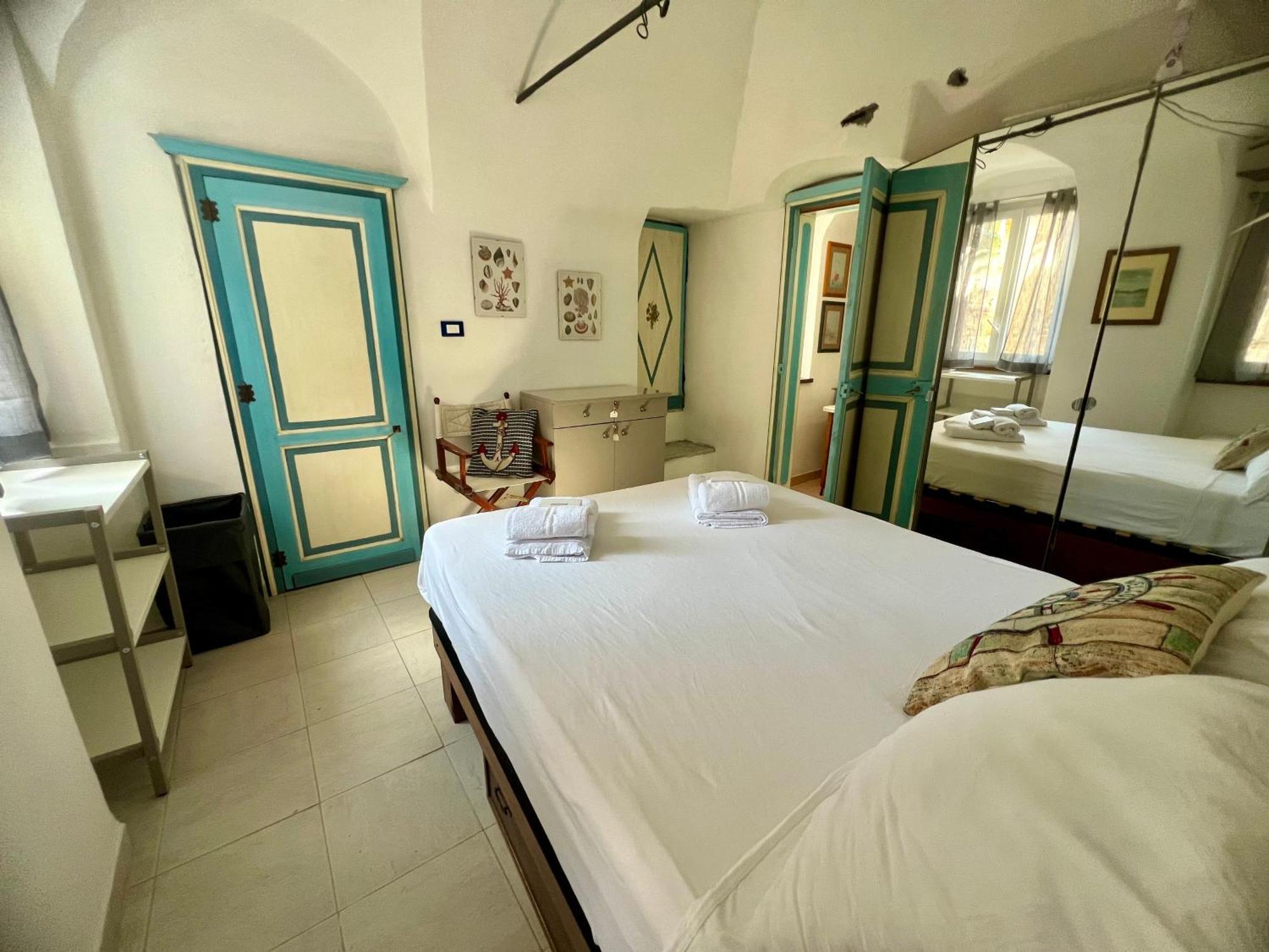 Suite Terrace In Pigna - Sanremo Bagian luar foto